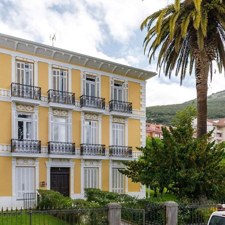 Apartamentos Casa Carre 1893 Santona Exterior photo